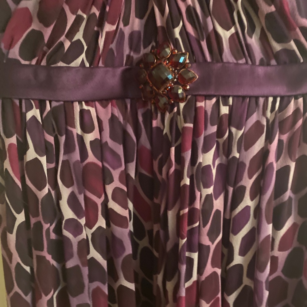 Dress - Picture 2 of 4
